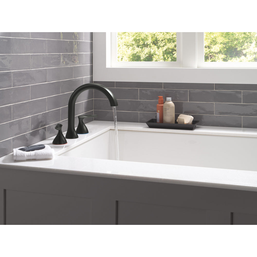 Delta T2745 Matte Black - lifestyle