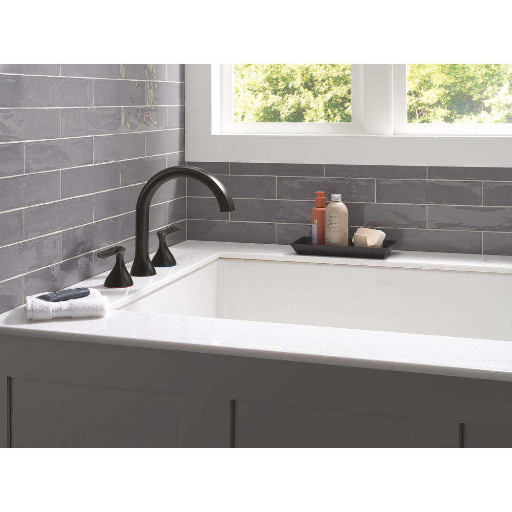 Delta T2745 Matte Black - in context