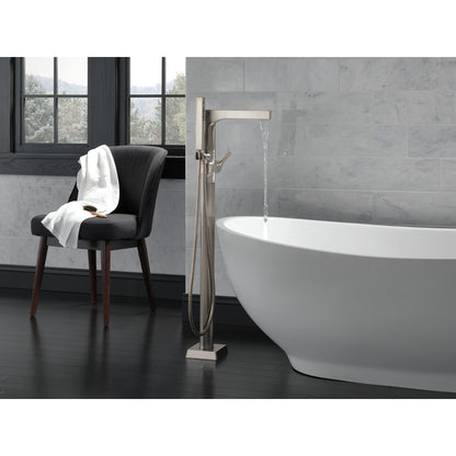 Robinet de baignoire autoportant Delta Zura à poignée unique avec douchette – Garniture T4774