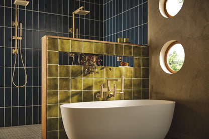 Brizo T71764 in GL, installation inspiration; other fixtures and optional accessories shown are sold separately.