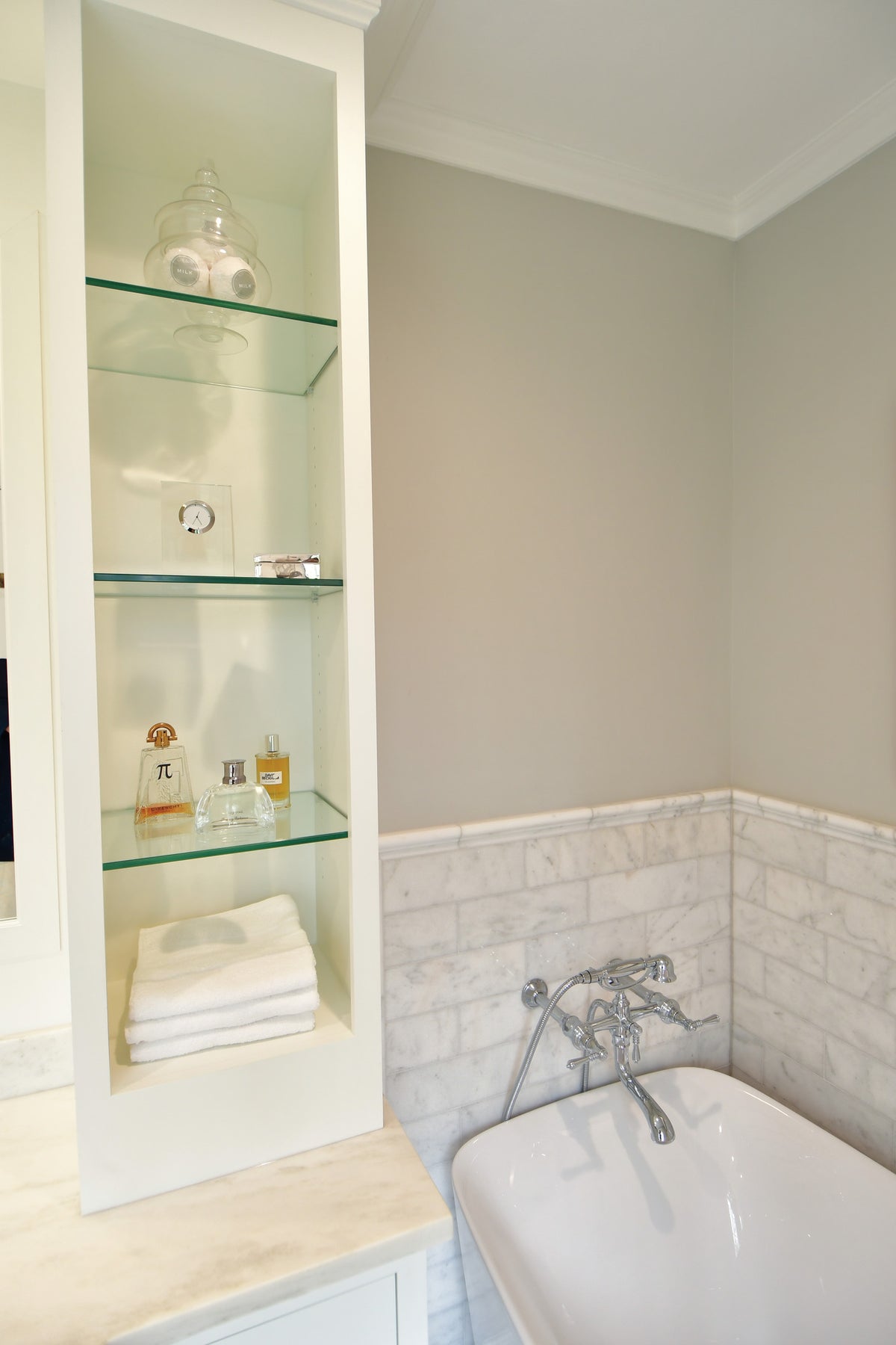 Brizo Traditional Tub Filler Body Assembly (Less Handles) - T70210 - lifestyle 2