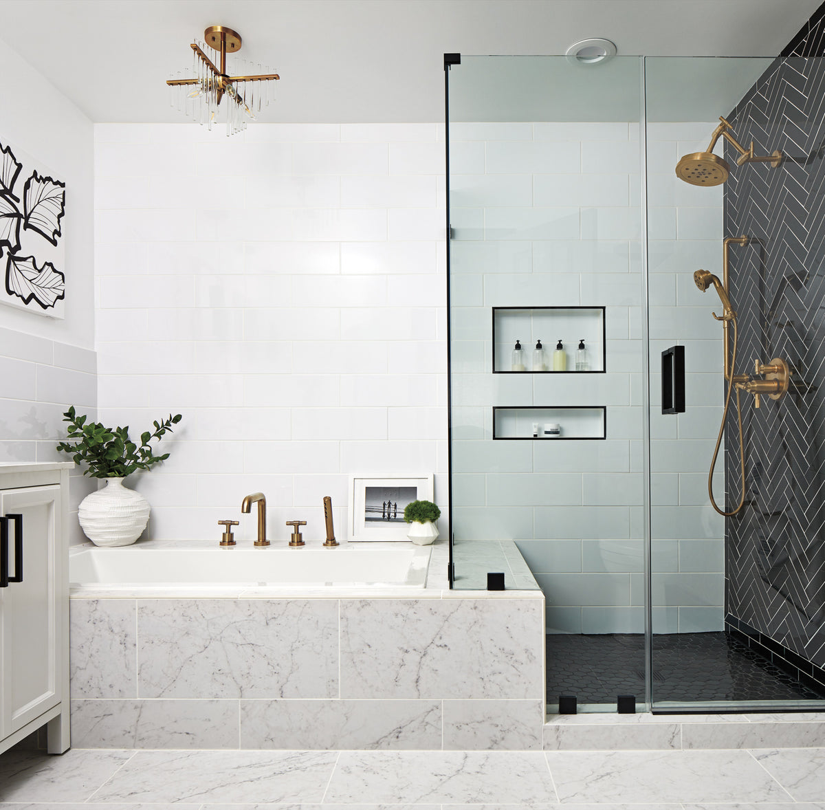 Brizo Litze T75535 GL installed setting; handles, rough-in and other fixtures sold separately