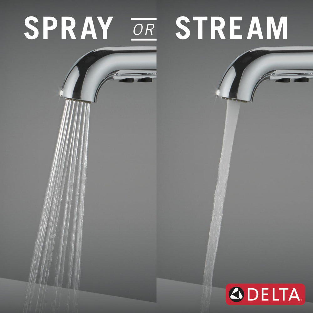 Delta Almari Single Handle Pull-Out Kitchen Faucet