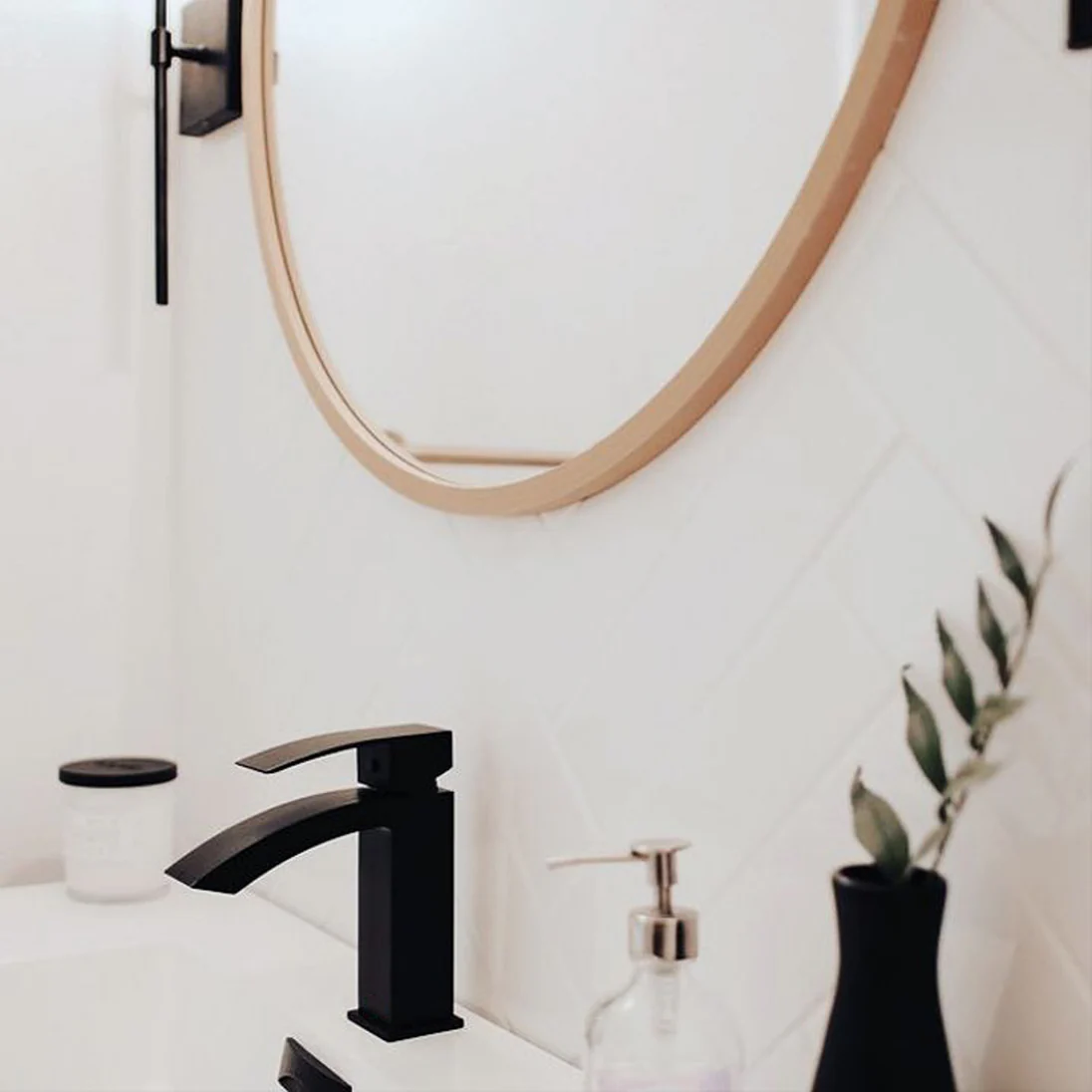 Kodaen Satro Single Hole Bathroom Faucet