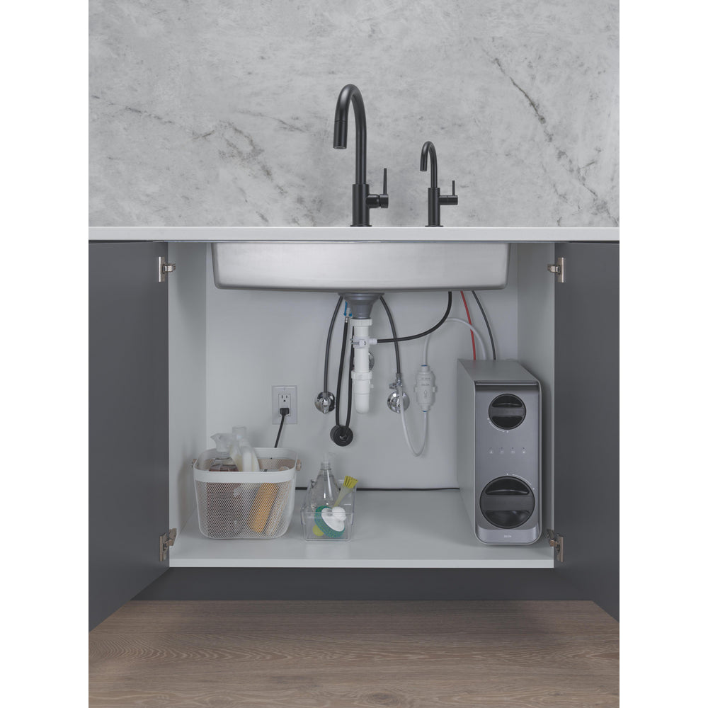 Delta Trinsic Single Handle Pull-Down Kitchen Faucet 1.8 GPM
