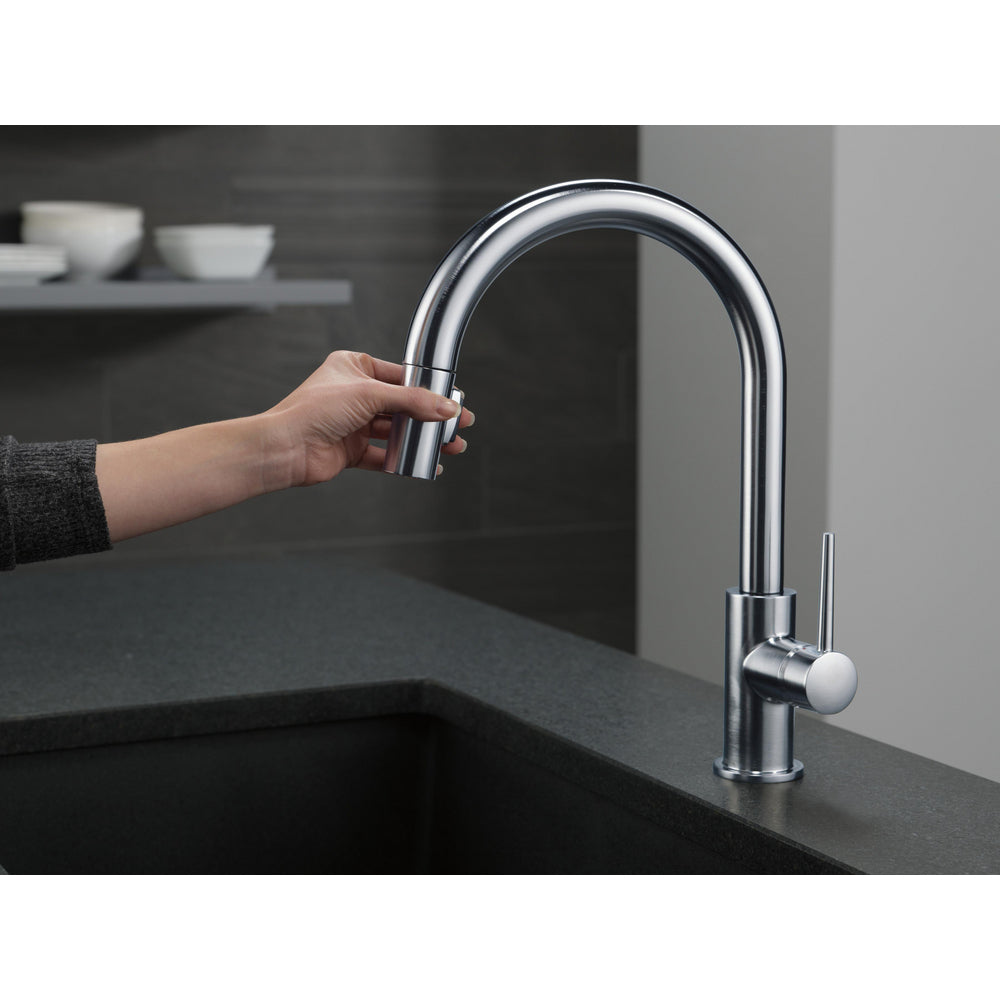 Delta Trinsic Single Handle Pull-Down Kitchen Faucet 1.8 GPM