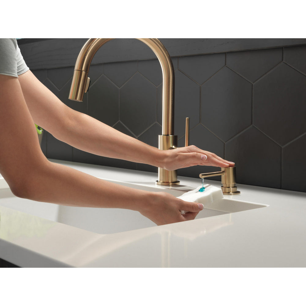 Delta Trinsic Single Handle Pull-Down Kitchen Faucet 1.8 GPM