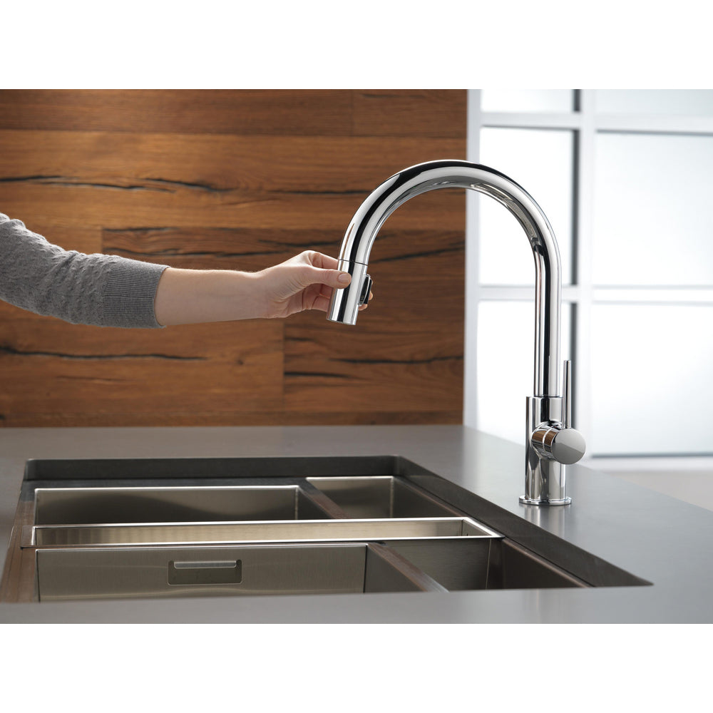 Delta Trinsic Single Handle Pull-Down Kitchen Faucet 1.8 GPM