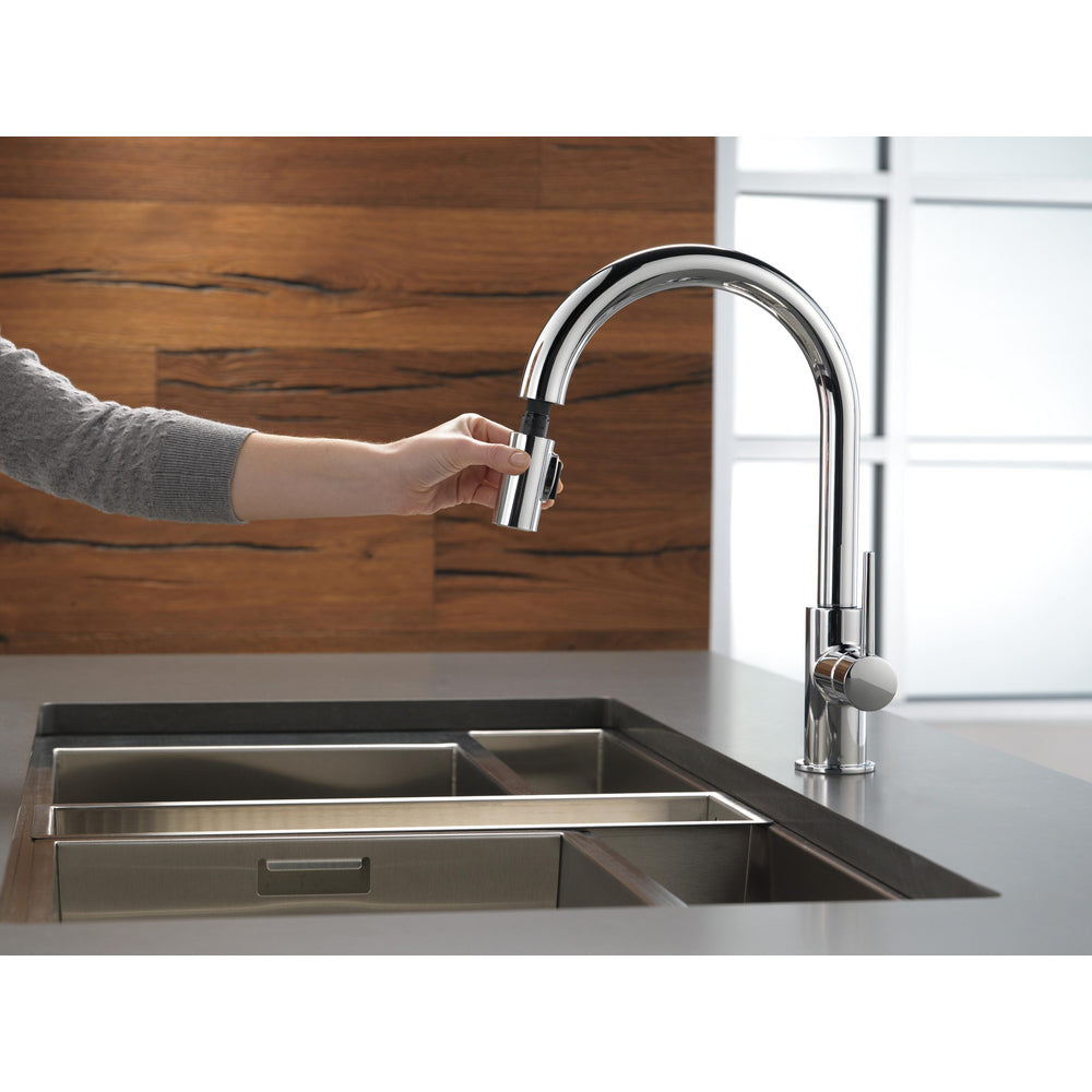 Delta Trinsic Single Handle Pull-Down Kitchen Faucet 1.8 GPM