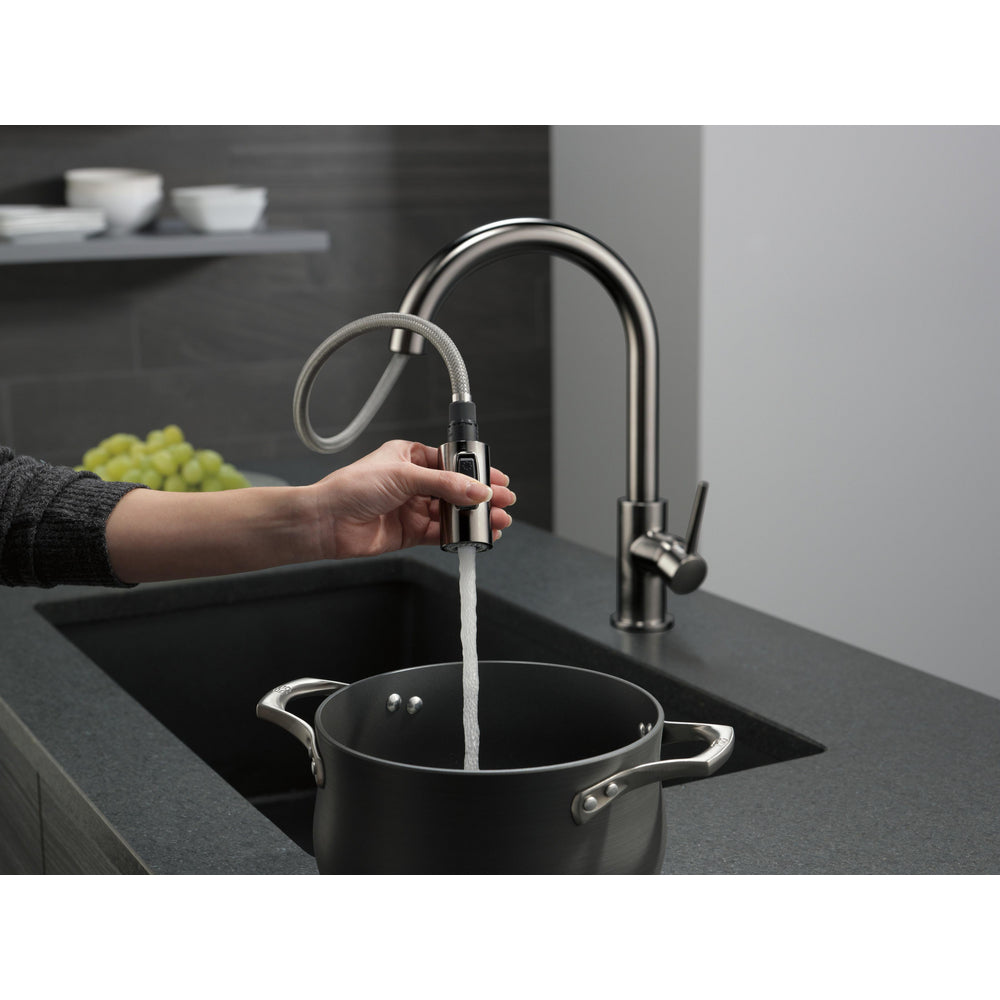 Delta Trinsic Single Handle Pull-Down Kitchen Faucet 1.8 GPM