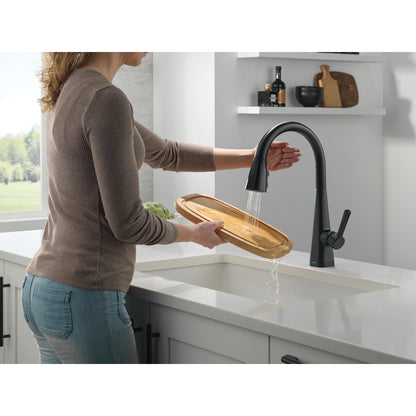 Delta Lenta Touchless Pull-Down Kitchen Faucet