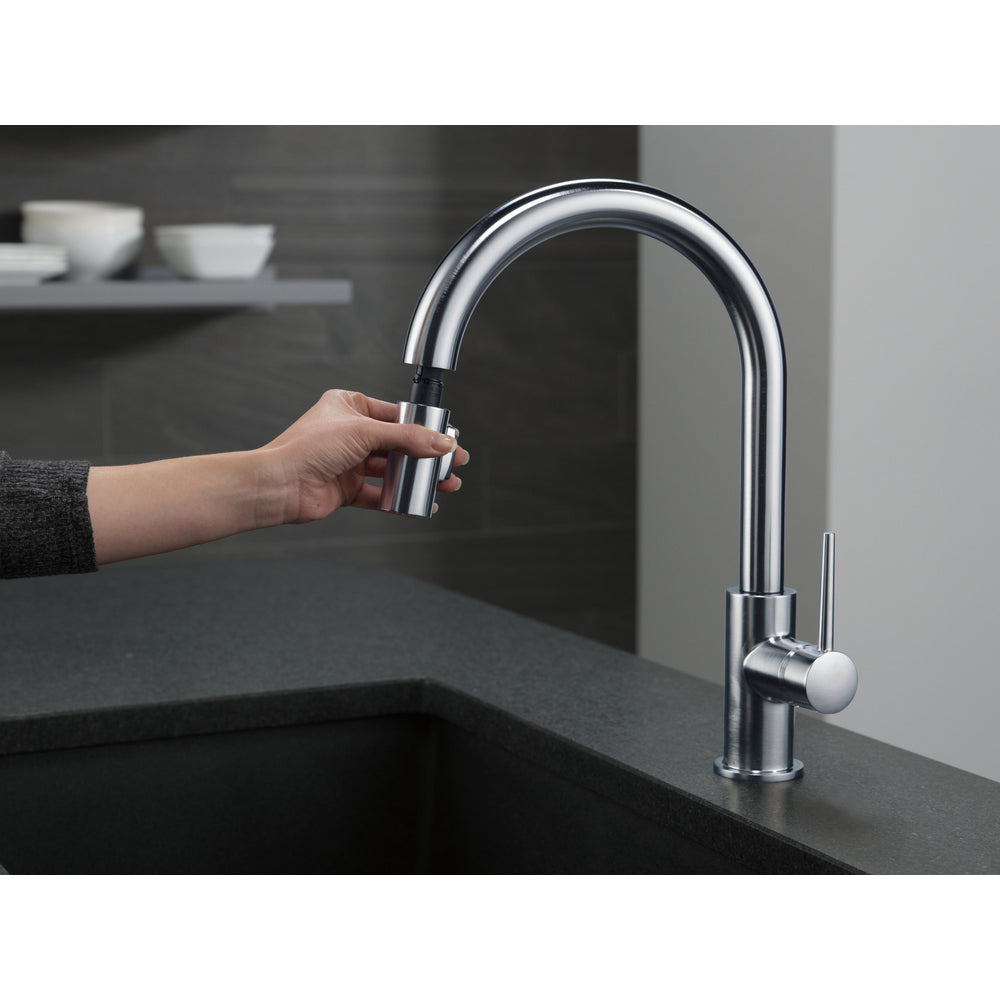 Delta Trinsic Single Handle Pull-Down Kitchen Faucet 1.8 GPM