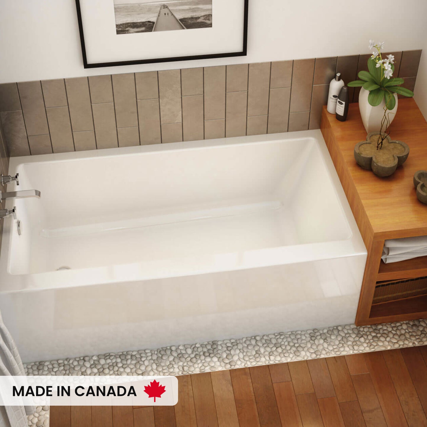 Maax Rubix 6632 AFR Acrylic Alcove Left/Right-Hand Drain Bathtub in White