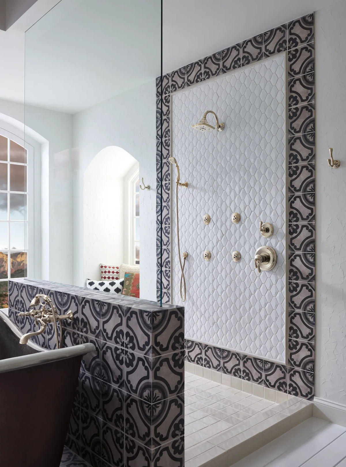 T70210-PNLHP — manufacturer lifestyle/detail photo; additional products sold separately