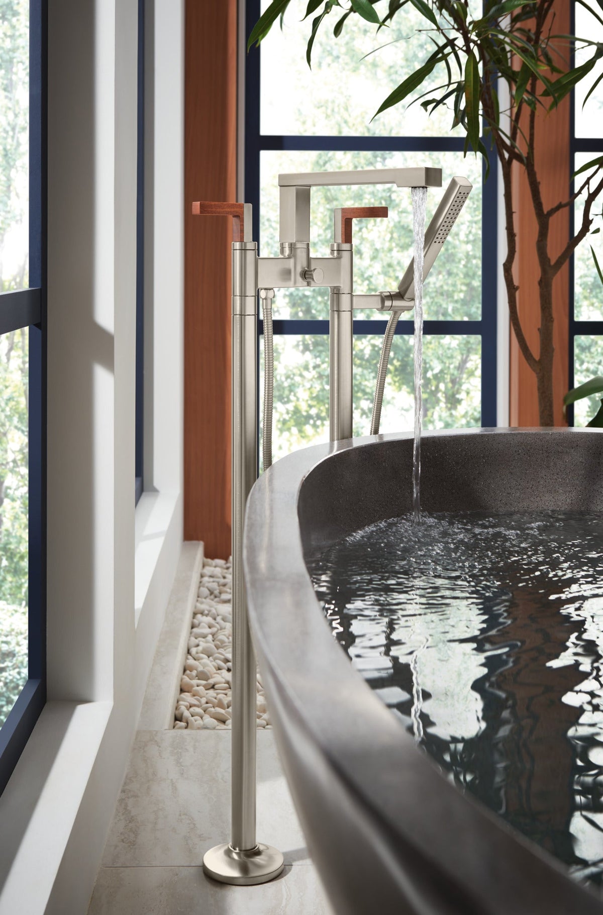 T70322-NKTK — manufacturer lifestyle/detail photo; additional products sold separately